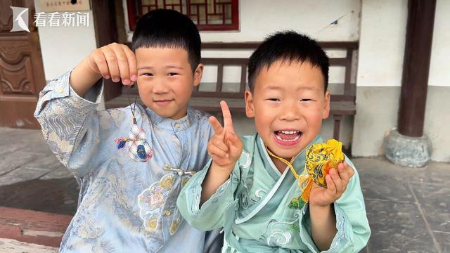 个传统佳节为何能全球圈粉无数j9九游会登录老外也玩嗨！这(图14)