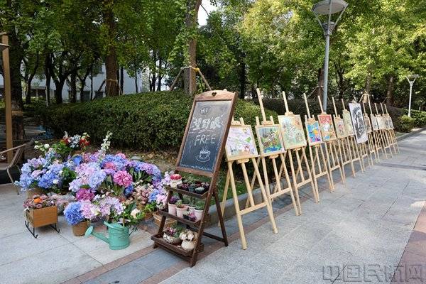 季航旅新品 以幸福产业赋能高质量发展j9九游会真人游戏第一春秋集团发布冬(图3)